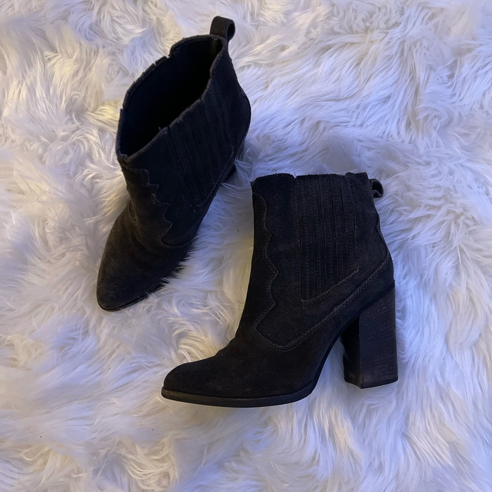Dolce Vita dark grey suede Western boot